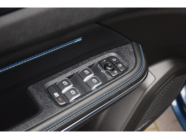 Lynk&co 01 1.5 PHEV Plug-In 360 Camera/Navi/Pano/Adaptive/Keyless Lynk&co 01 1.5 PHEV Plug-In 360 Camera/Navi/Pano/Adaptive/Keyless