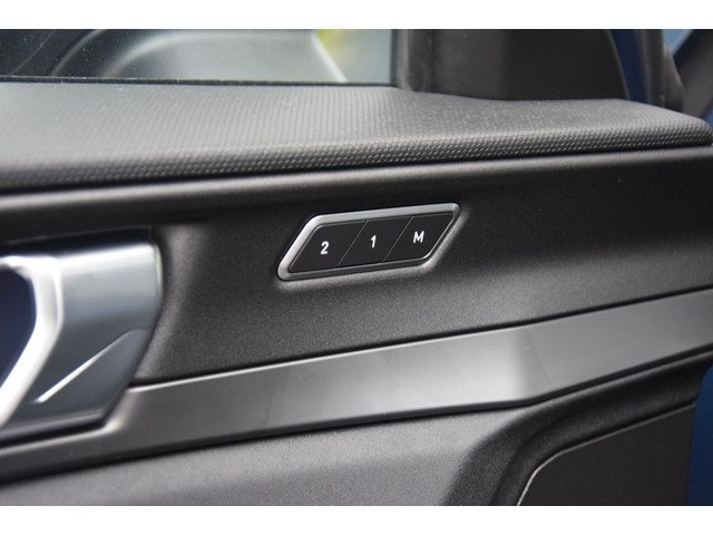 Lynk&co 01 1.5 PHEV Plug-In 360 Camera/Navi/Pano/Adaptive/Keyless Lynk&co 01 1.5 PHEV Plug-In 360 Camera/Navi/Pano/Adaptive/Keyless