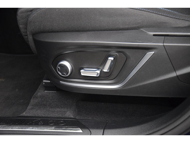 Lynk&co 01 1.5 PHEV Plug-In 360 Camera/Navi/Pano/Adaptive/Keyless Lynk&co 01 1.5 PHEV Plug-In 360 Camera/Navi/Pano/Adaptive/Keyless