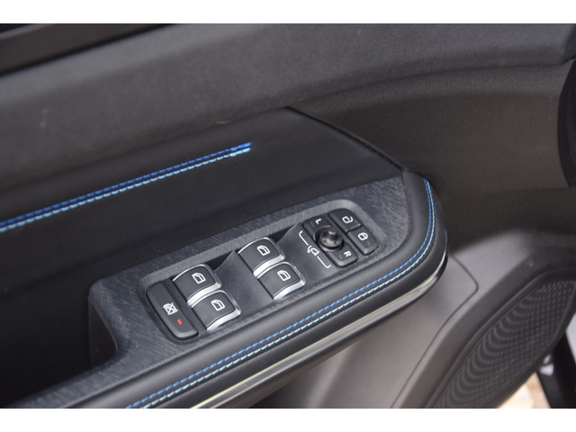 Lynk&co 01 1.5 PHEV Plug-In 360 Camera/Navi/Pano/Adaptive/Keyless Lynk&co 01 1.5 PHEV Plug-In 360 Camera/Navi/Pano/Adaptive/Keyless
