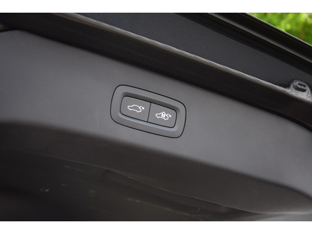 Lynk&co 01 1.5 PHEV Plug-In 360 Camera/Navi/Pano/Adaptive/Keyless Lynk&co 01 1.5 PHEV Plug-In 360 Camera/Navi/Pano/Adaptive/Keyless