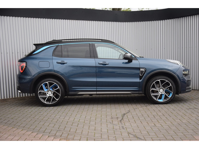 Lynk&co 01 1.5 PHEV Plug-In 360 Camera/Navi/Pano/Adaptive/Keyless Lynk&co 01 1.5 PHEV Plug-In 360 Camera/Navi/Pano/Adaptive/Keyless