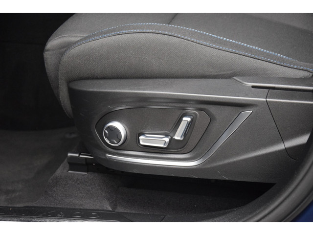 Lynk&co 01 1.5 PHEV Plug-In Navi/Pano/Adaptive/Keyless/360Camera Lynk&co 01 1.5 PHEV Plug-In Navi/Pano/Adaptive/Keyless/360Camera