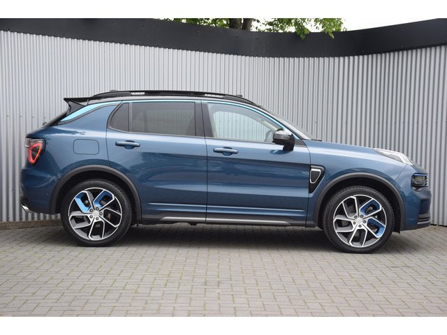 Lynk&co 01 1.5 PHEV Plug-In Navi/Pano/Adaptive/Keyless/360Camera Lynk&co 01 1.5 PHEV Plug-In Navi/Pano/Adaptive/Keyless/360Camera