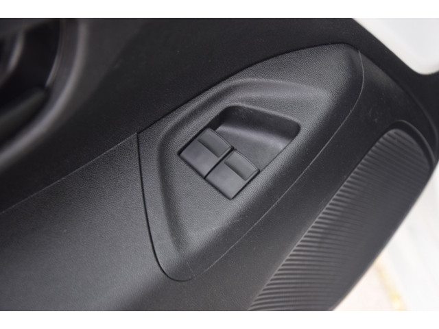 Peugeot 108 1.0e-VTi Active Premium Airco/Mistlampen/Bluetooth Peugeot 108 1.0e-VTi Active Premium Airco/Mistlampen/Bluetooth