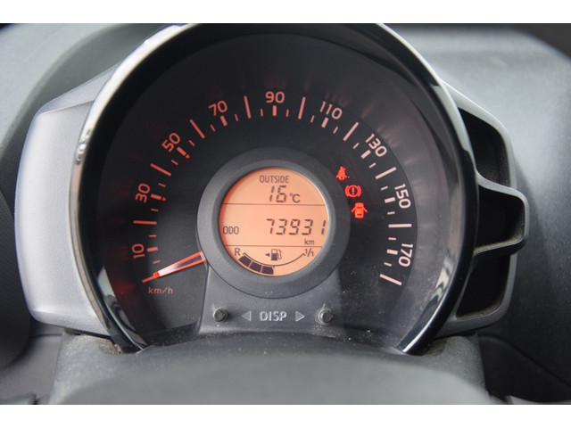 Peugeot 108 1.0e-VTi Active Premium Airco/Mistlampen/Bluetooth Peugeot 108 1.0e-VTi Active Premium Airco/Mistlampen/Bluetooth