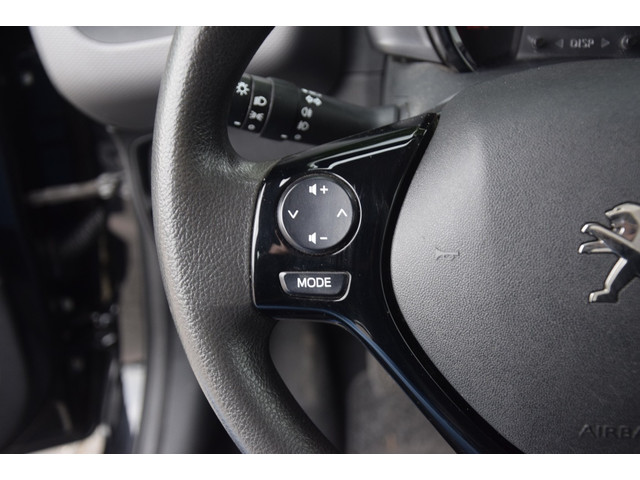 Peugeot 108 1.0e-VTi Active Premium Airco/Mistlampen/Bluetooth Peugeot 108 1.0e-VTi Active Premium Airco/Mistlampen/Bluetooth