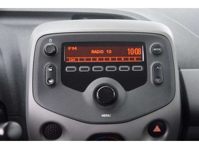Peugeot 108 1.0e-VTi Active Premium Airco/Mistlampen/Bluetooth Peugeot 108 1.0e-VTi Active Premium Airco/Mistlampen/Bluetooth