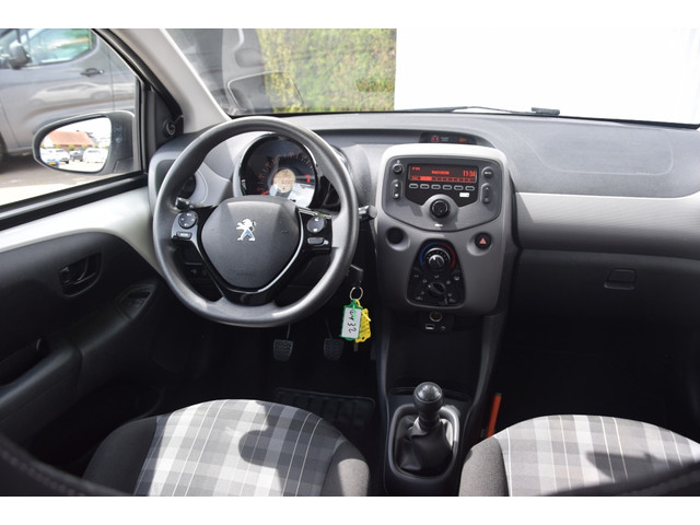 Peugeot 108 1.0e-VTi Active Premium Airco/Mistlampen/Bluetooth Peugeot 108 1.0e-VTi Active Premium Airco/Mistlampen/Bluetooth