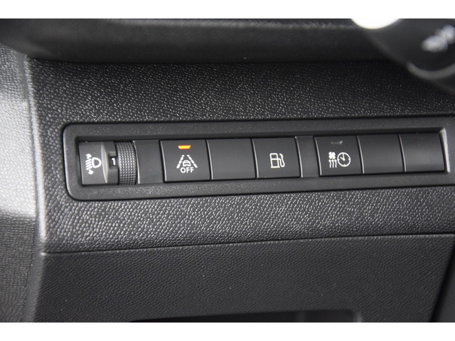 Peugeot 3008 1.6 HYbrid 225 Allure Pack Navi/Camera/PDC/Clima Peugeot 3008 1.6 HYbrid 225 Allure Pack Navi/Camera/PDC/Clima