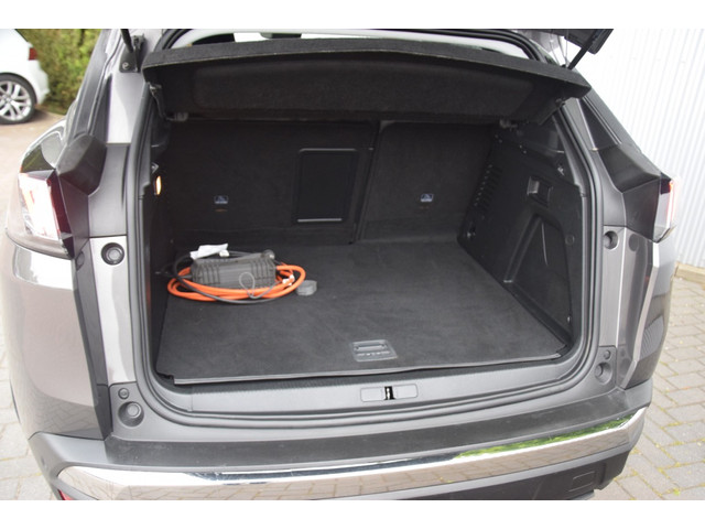 Peugeot 3008 1.6 HYbrid 225 Allure Pack Navi/Camera/PDC/Clima Peugeot 3008 1.6 HYbrid 225 Allure Pack Navi/Camera/PDC/Clima