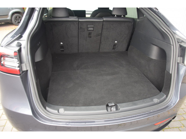 Tesla Model Y Long Range AWD 75kWh Pano/Leer/AutoPilot/BTW Auto Tesla Model Y Long Range AWD 75kWh Pano/Leer/AutoPilot/BTW Auto