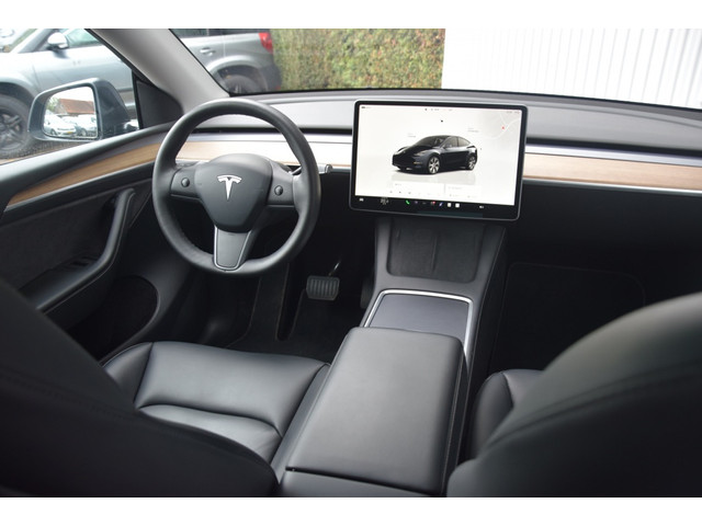 Tesla Model Y Long Range AWD 75kWh Pano/Leer/AutoPilot/BTW Auto Tesla Model Y Long Range AWD 75kWh Pano/Leer/AutoPilot/BTW Auto