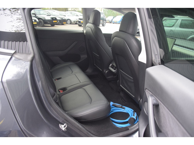Tesla Model Y Long Range AWD 75kWh Pano/Leer/AutoPilot/BTW Auto Tesla Model Y Long Range AWD 75kWh Pano/Leer/AutoPilot/BTW Auto