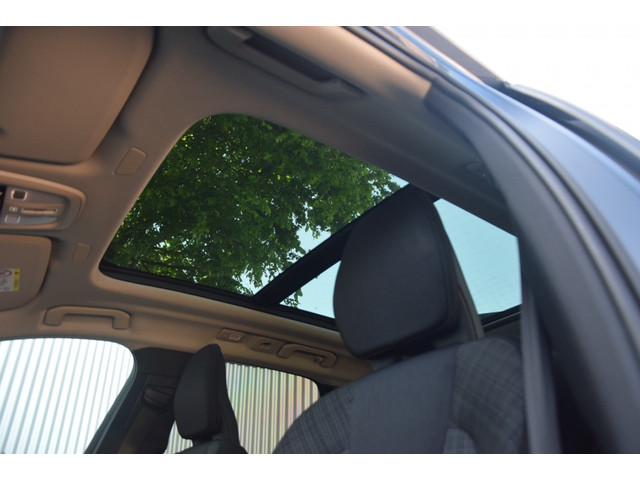 Volvo XC60 T6 Recharge AWD Business Pro Pano/H&K/Camera Volvo XC60 T6 Recharge AWD Business Pro Pano/H&K/Camera