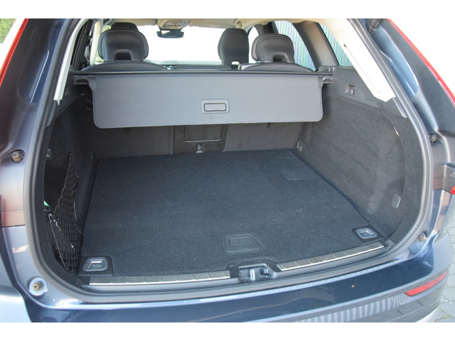 Volvo XC60 T6 Recharge AWD Business Pro Pano/H&K/Camera Volvo XC60 T6 Recharge AWD Business Pro Pano/H&K/Camera