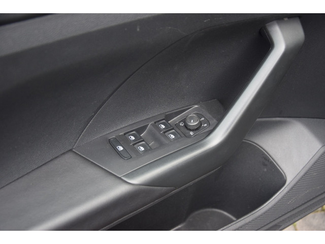 Volkswagen T-Cross 1.0TSI Life DigitaleCockpit/Clima/Stoelverwarming